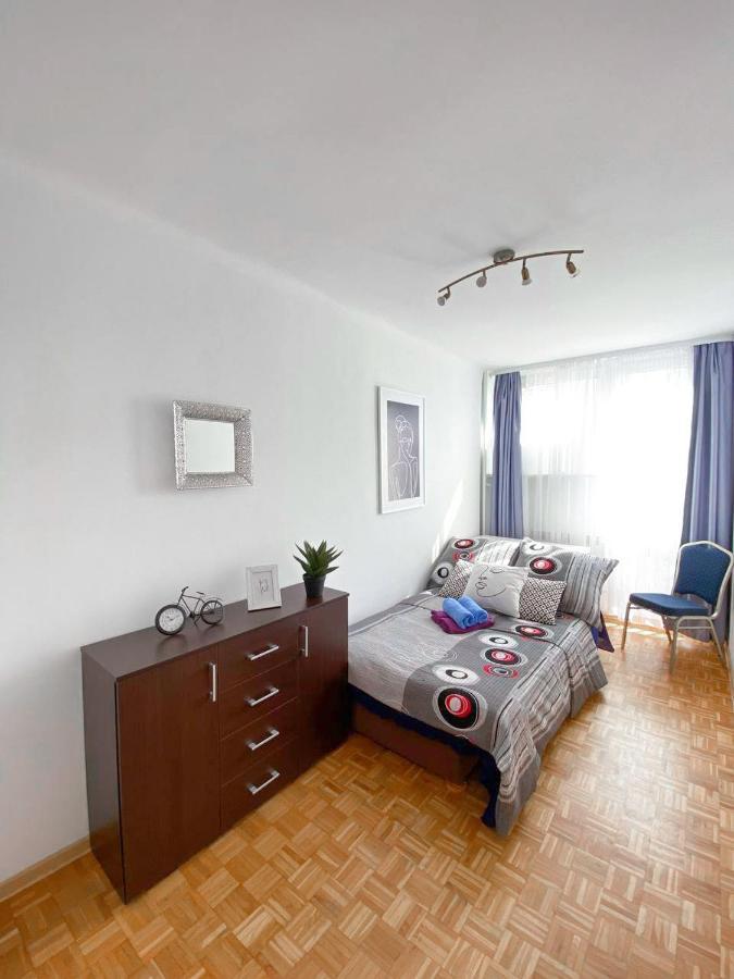 Room №3 Grzybowska 5 the very CENTER of Warszawa Zewnętrze zdjęcie